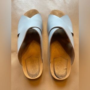 No. 6 Frida Clog blue leather size 42